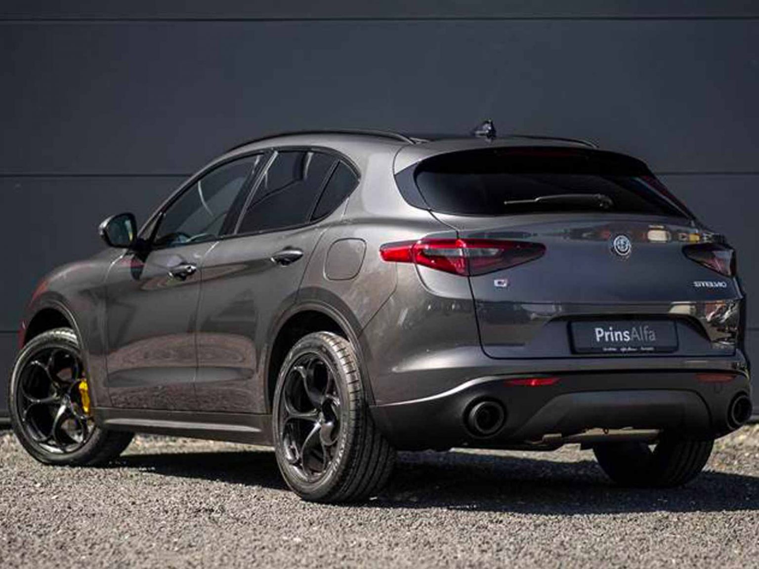 Alfa romeo stelvio q4